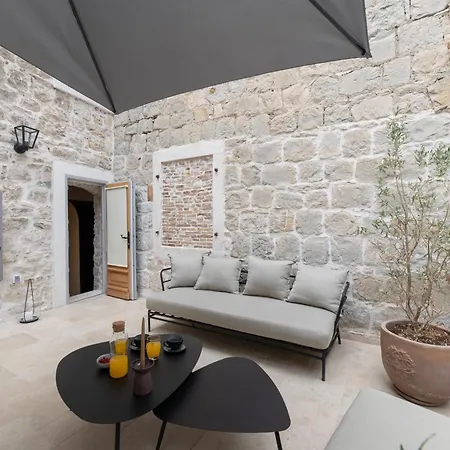 Balturio Boutique 4 Stars In The Center Apartment *
