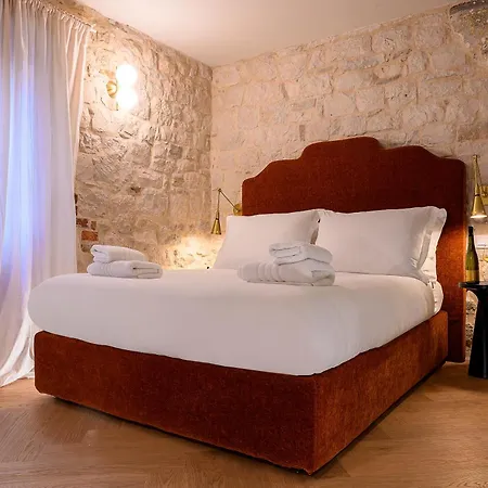 Balturio Boutique 4 Stars In The Center Apartman