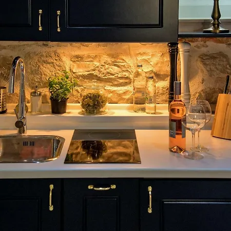 Balturio Boutique 4 Stars In The Center Apartman