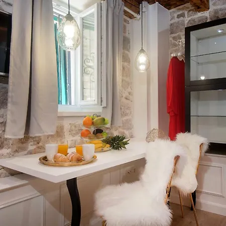 Balturio Boutique 4 Stars In The Center Apartman Kastela