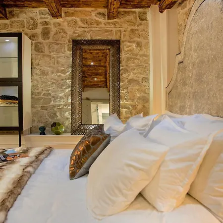 Apartment Balturio Boutique 4 Stars In The Center Kastela