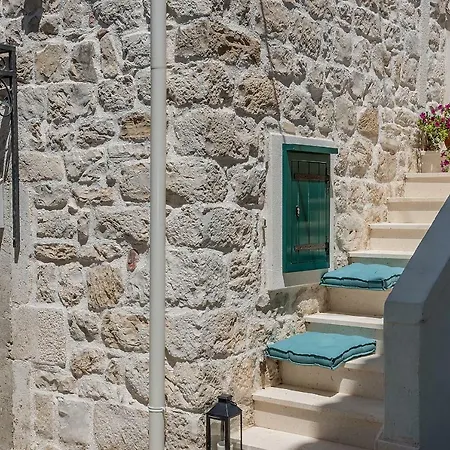 Balturio Boutique 4 Stars In The Center Apartman