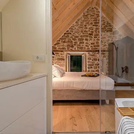 Balturio Boutique 4 Stars In The Center Apartman *