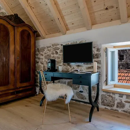 Balturio Boutique 4 Stars In The Center Apartment Kastela