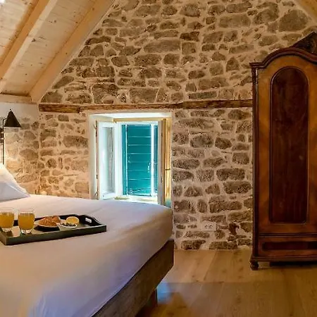 Balturio Boutique 4 Stars In The Center Kastela